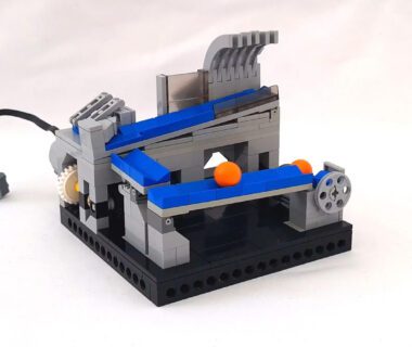 LEGO GBC. Źródło: LEGO IDEAS